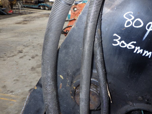 S-BC75-72-C2-U2126-026.jpg